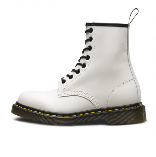 Smooth leather dr martens discount